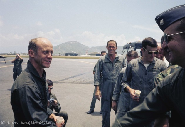 Air Force Lt. Col. Mel Swanson, right, was the commanding officer of the Da Nang-based 56th Special Operations Wing, the Operating Location Alpha Alpha. Swanson flew close ground-support sorties with fellow SPAD pilots throughout the four-day Operation Tailwind in Laos. Here's he's shaking the hand of Jim Wold, the first OLAA commander. (Photo courtesy of Don Engebretsen)