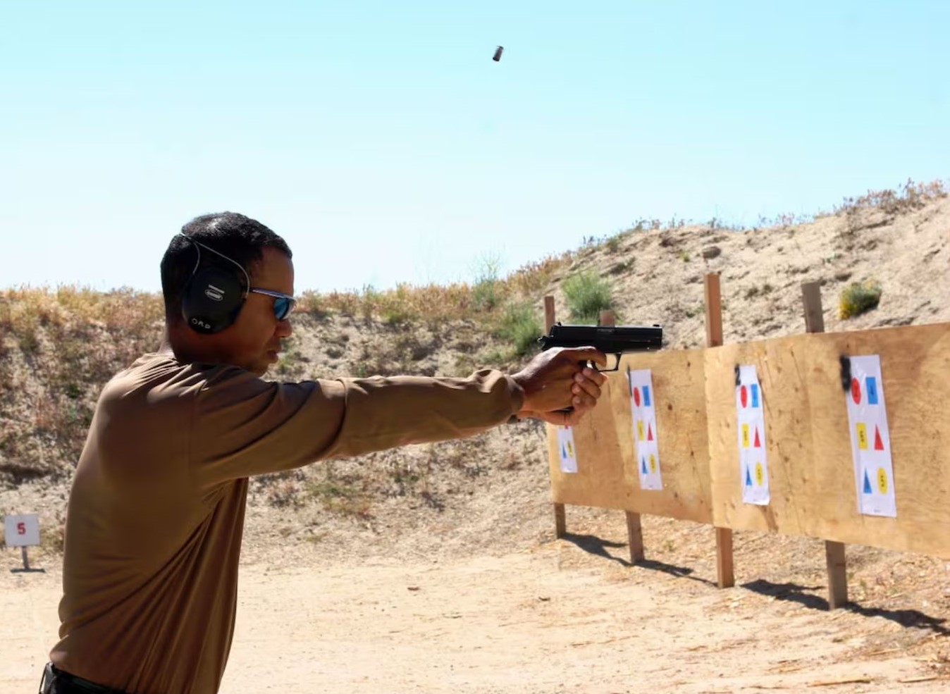 Tiger Woods at shooting Range