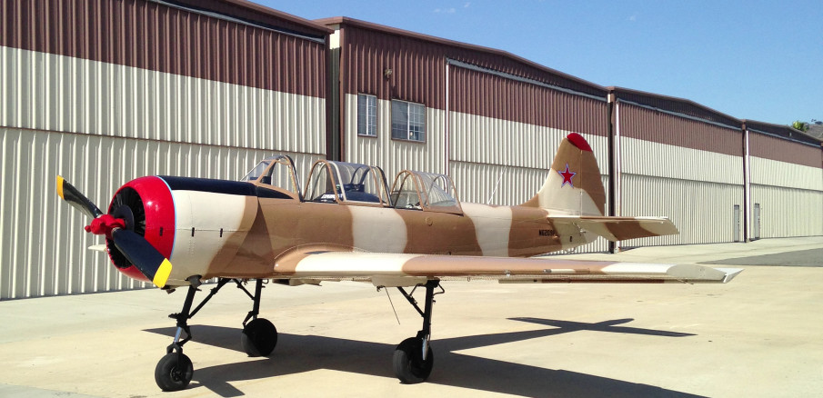 Yak 52 – Camo – Video