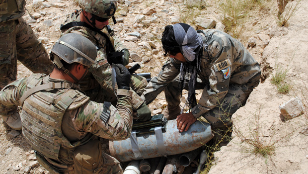 FRIDAY NIGHT: Nerves Fraying, Sweat Pouring… It’s Just Getting Fun!