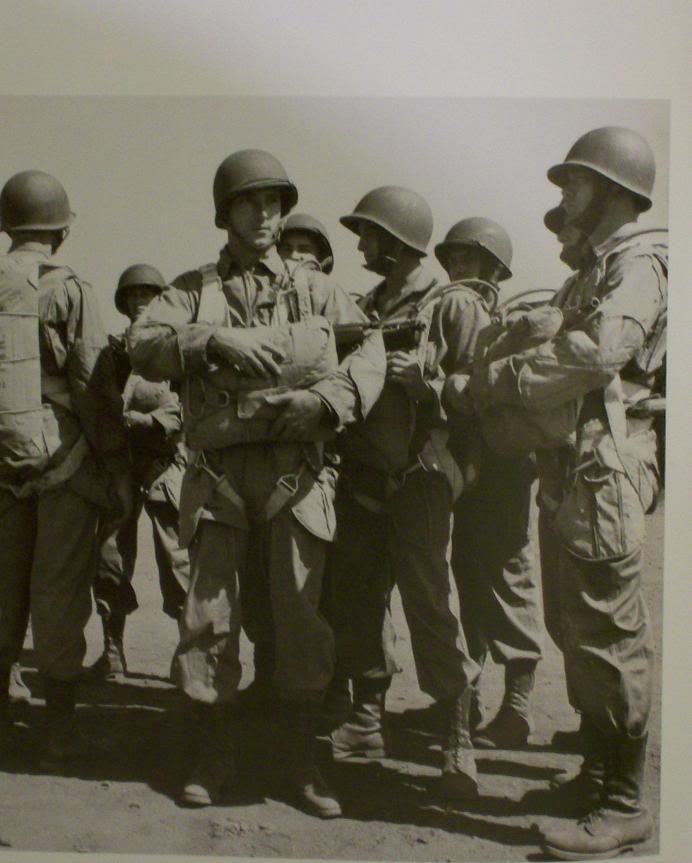 Paramarines with Chutes