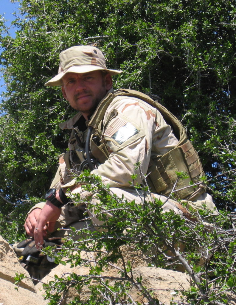 Matthew Axelson Tribute Knives