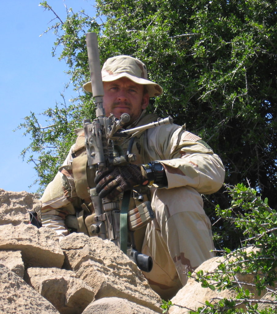 Matthew Axelson Tribute Knives