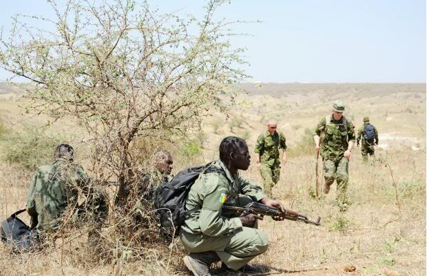 CSOR SF operator training Mali's military.