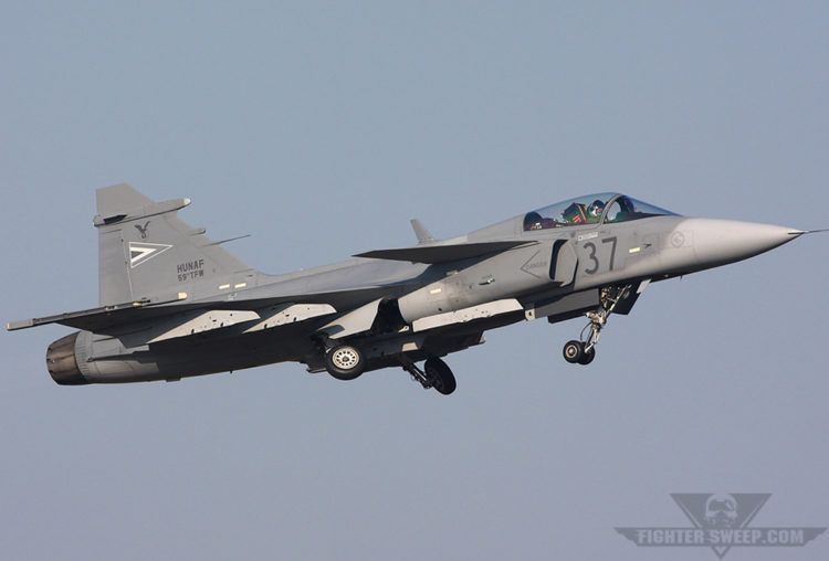 Hungarian Gripen Crashes In Czech Republic