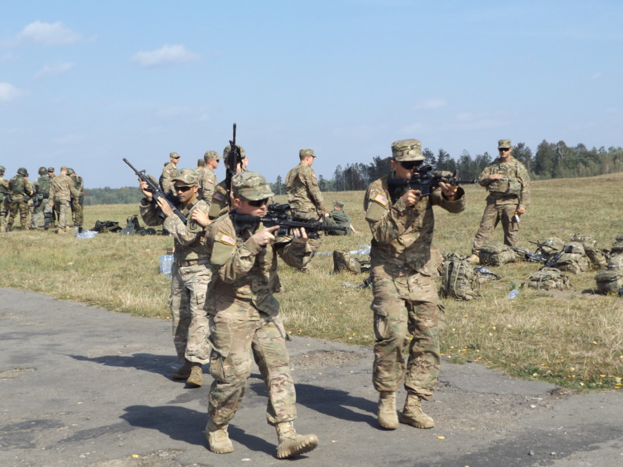Video: Walk Downrange With American Paratroopers Training Ukrainian Forces