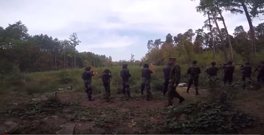 Video: American Forces Conduct Reflexive Fire Drills with Ukrainian Soldiers