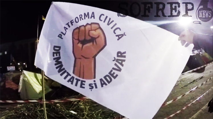 Video: On the Street with the Protestors in Moldova