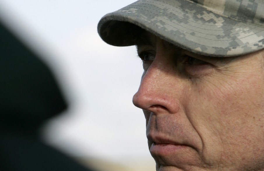 Pentagon Considers Retroactive Demotion For Gen Petraeus