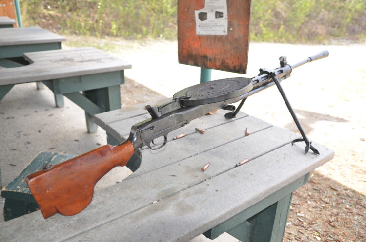 Arms of the Soviet Union: DP-28 Light Machine Gun