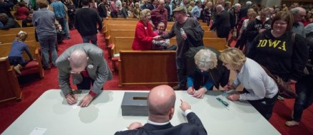 Company tracked Iowa Caucus attendees through their phones