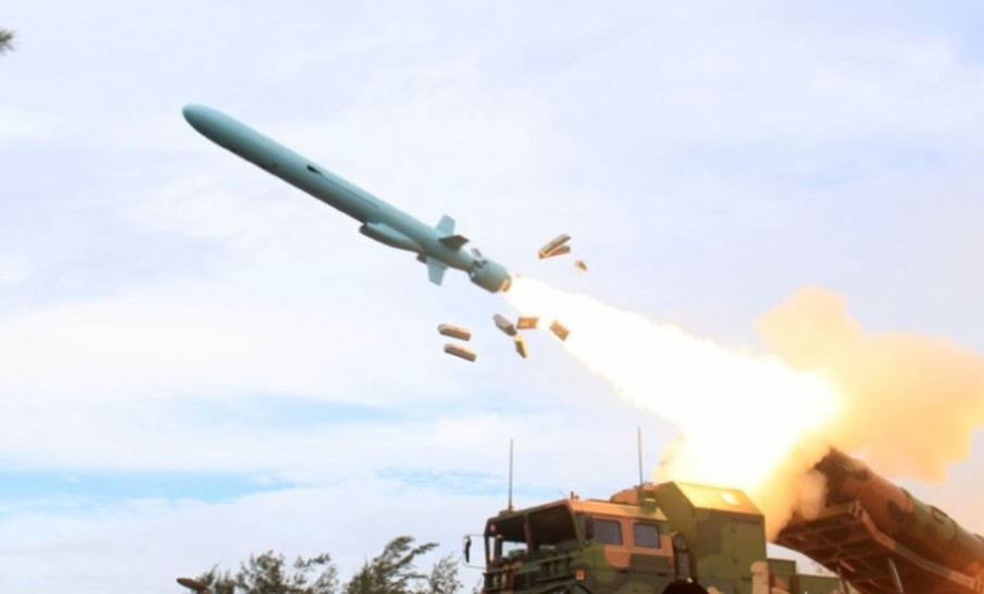 China deploys advanced missiles to South Sea island