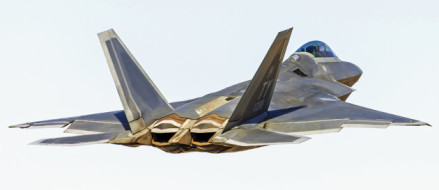 Can Chinese Radar Track The F-22 Raptor?