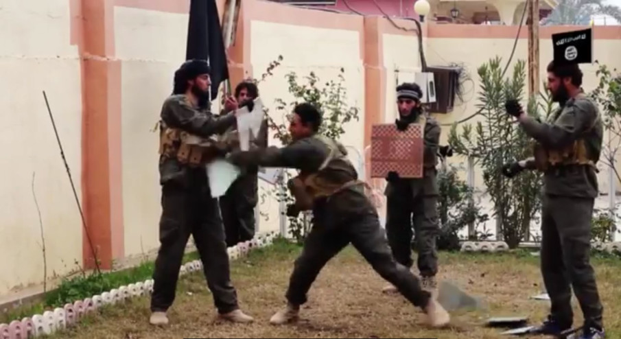 Watch: ISIS “Special Forces” try to be ninjas