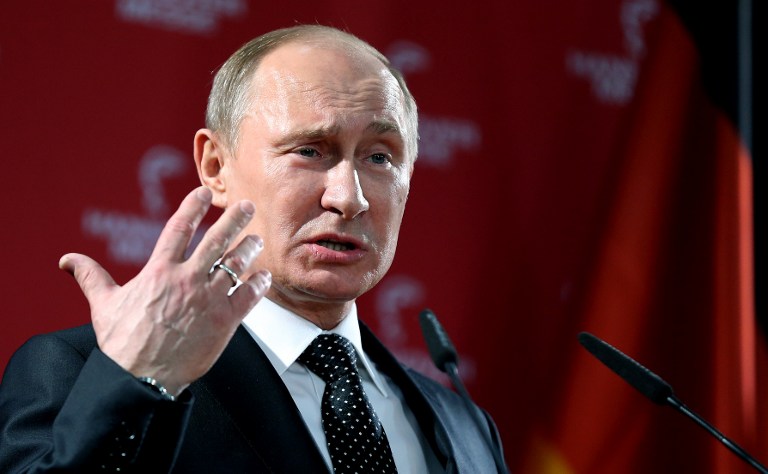 Putin snubs Kerry over jets in Syria