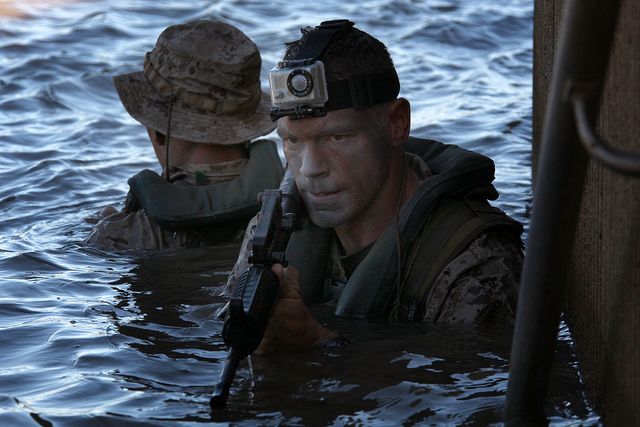 Watch: 2nd Marine Reconnaissance Battalion conduct amphibious landing