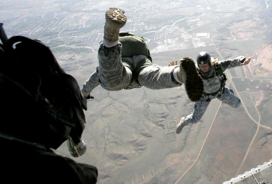 Watch: Special Forces HALO training with Chilean military