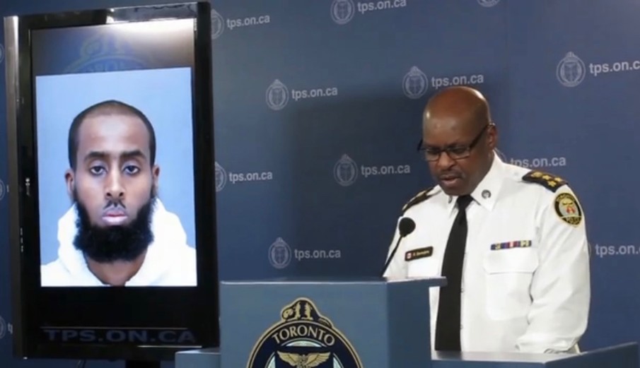 Muslim Man stabbed two Canadian soldiers at a recruiting office