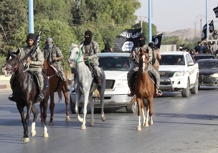 ISIS stage mutiny and kill local commander in Syria