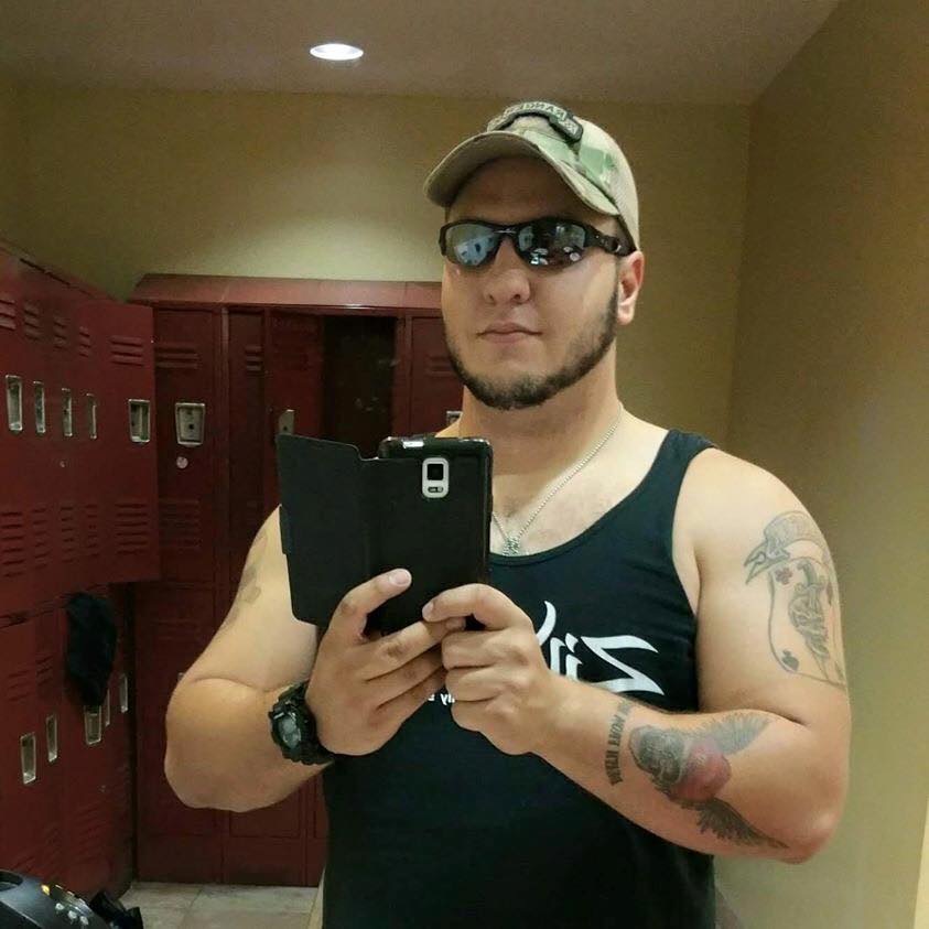 Army deserter pleads guilty to impersonating federal officer