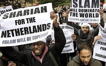 Muslims demonstrate against the visit of Dutch Member of the European Parliament Geert Wilders