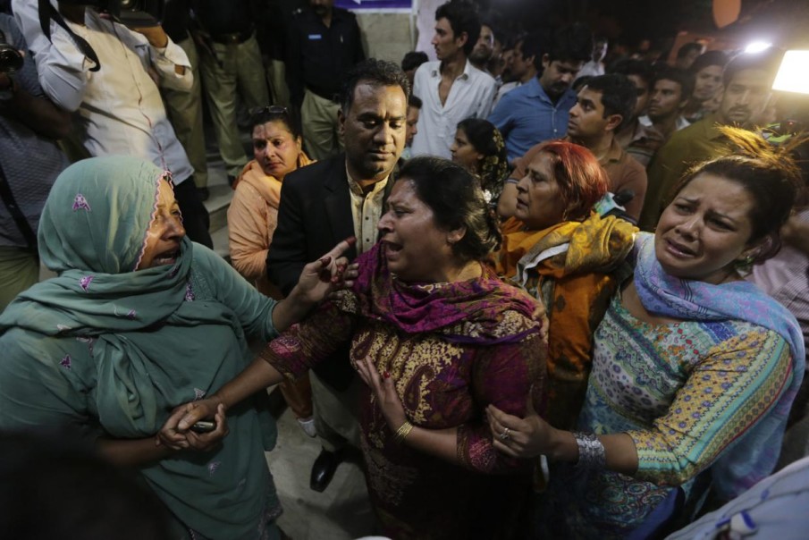 Pakistan to launch paramilitary crackdown in Punjab after bomb kills 70