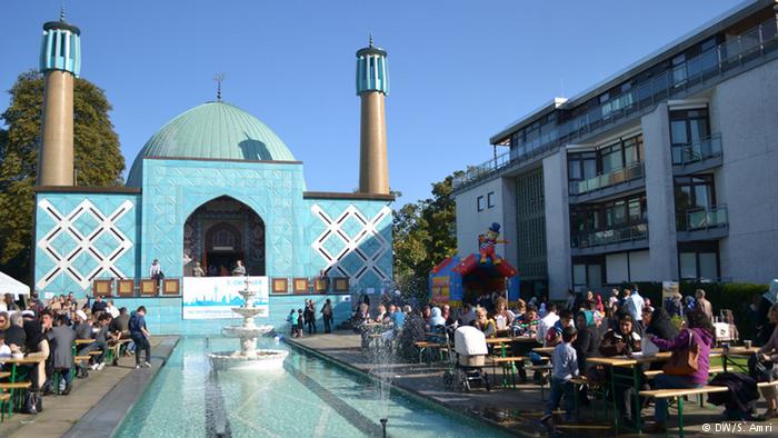 German conservatives call for Islam Law