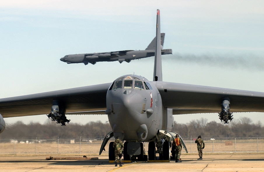 U.S. Air Force Deploys B-52 Bombers in the Campaign Against ISIS