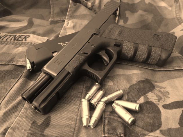 Days of Guns: Glock 17 Pistol