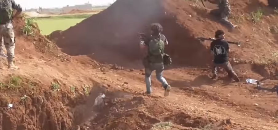 Watch: The Free Syrian Army Deter an ISIS Attck