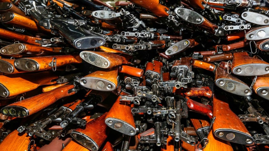 US seizes thousands of Iranian weapons, including grenade launchers, in Arabian Sea