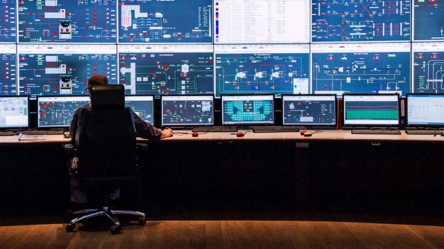 The German Army (Bundeswehr), to Reorganize Against Digital Threats