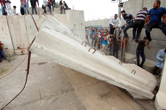 Days of Chaos in Baghdad: Protest or Meltdown?