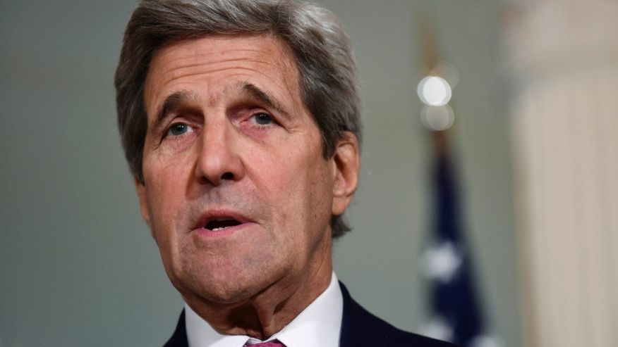 Kerry urges Assad regime to quit bombing contested Aleppo