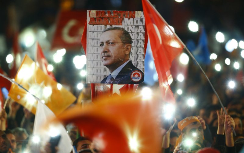 The Madness of Turkey’s ‘Sultan’ Erdogan
