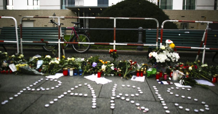 Report: Airstrikes, intel failed to stop Paris attacks