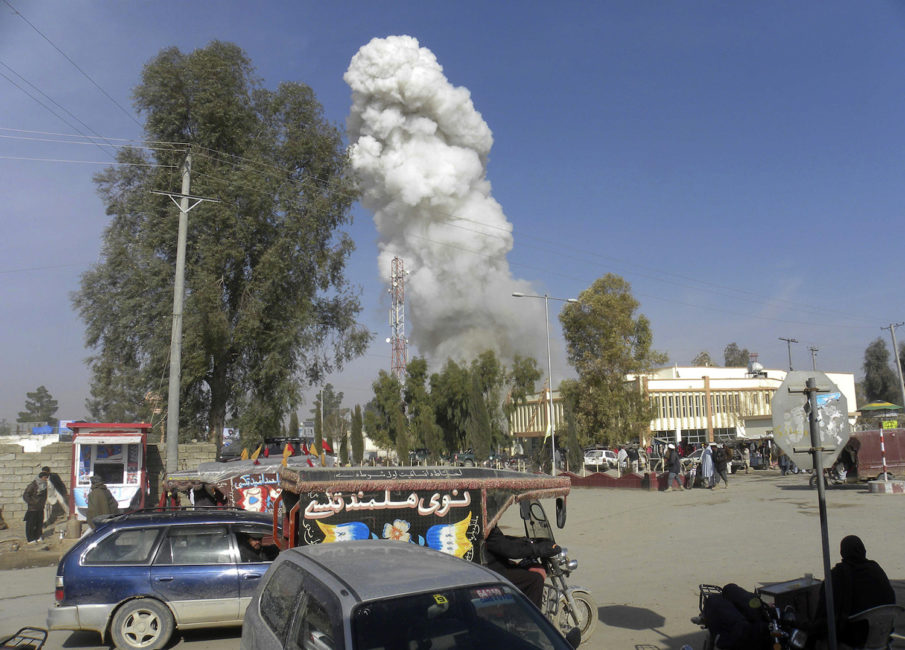 Car bomb kills 8 in eastern Afghanistan, official says