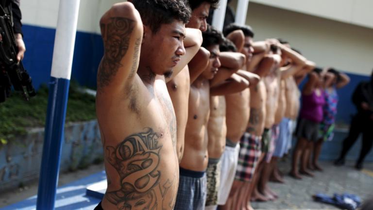 Salvadoran gangs use Facebook to track down victims