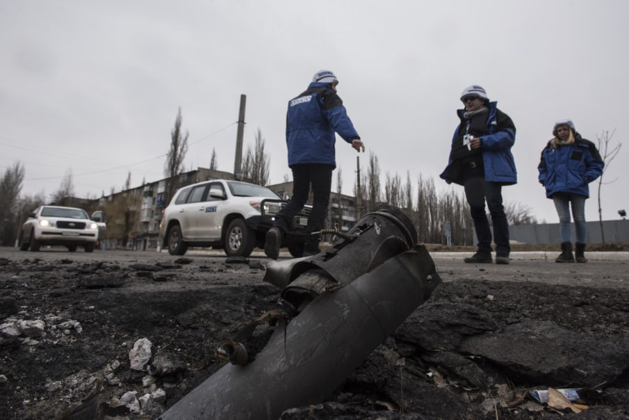 Russian-backed Separatist target OSCE observers in Ukraine