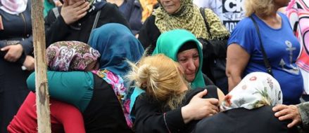 Turkish authorities identify suicide bombers; death toll 43
