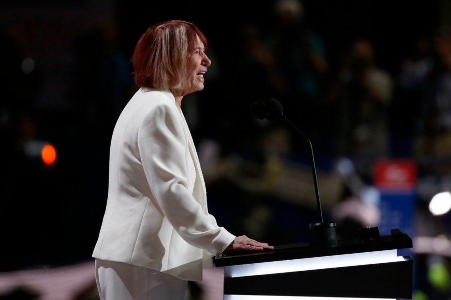 Mother of American killed in Libya hits Clinton