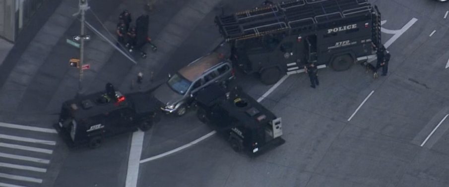 Watch: NYPD officers drive suspected bomb away from Times Square
