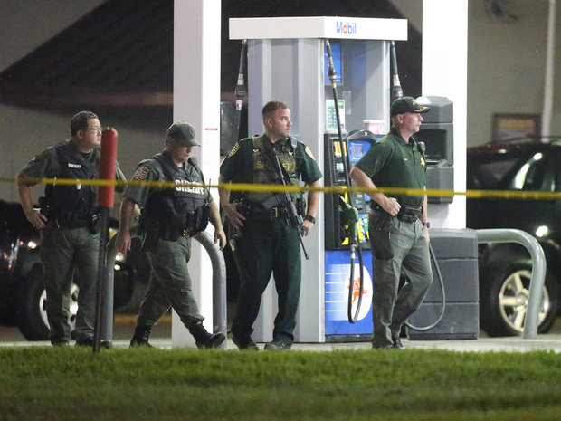 Police say Baton Rouge gunman ‘was targeting officers’ and ambushed them