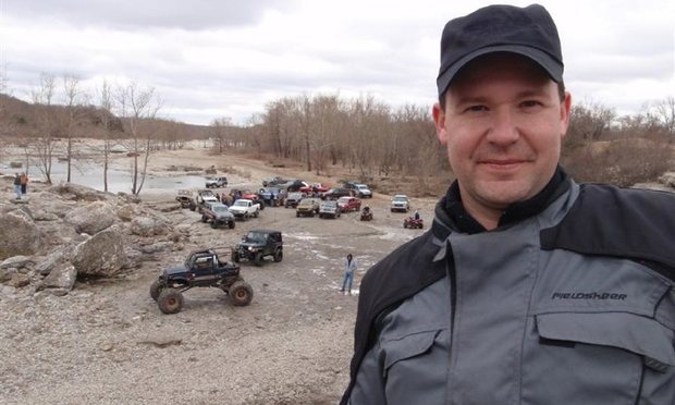 Veteran dies in Tesla autopilot crash