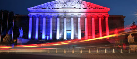 France calls up thousands of police reserves after Nice terror attack