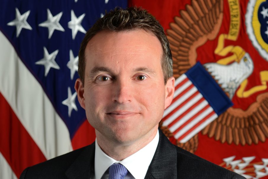 Army Secretary to create new office to rapidly field gear to soldiers