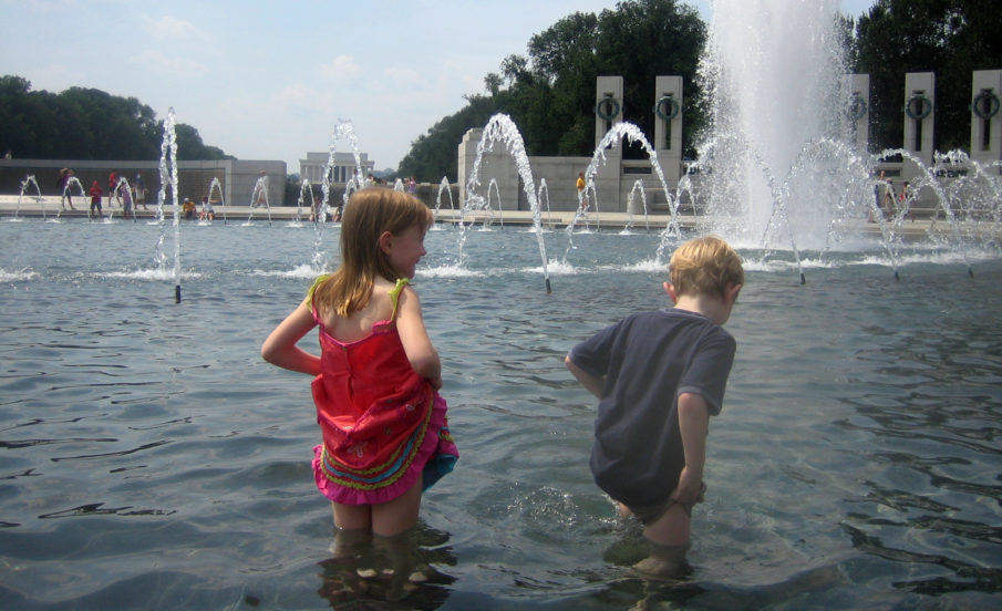 Veterans say wading in WWII memorial’s Rainbow Pool ‘disrespectful’