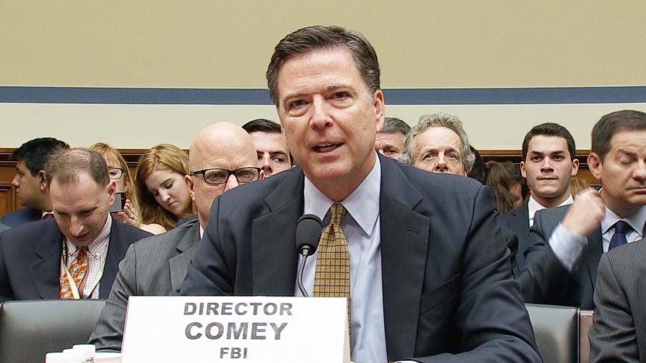 Former CIA director Petraeus hid papers in attic insulation