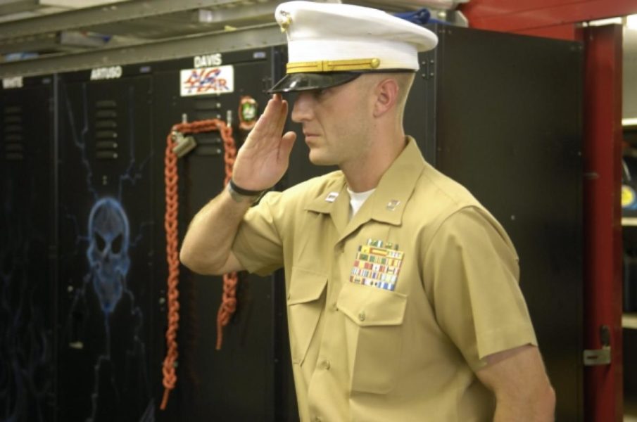 Marine officer wants same treatment as Hillary Clinton