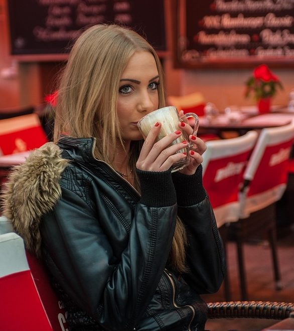 How the CIA is trying to recruit women